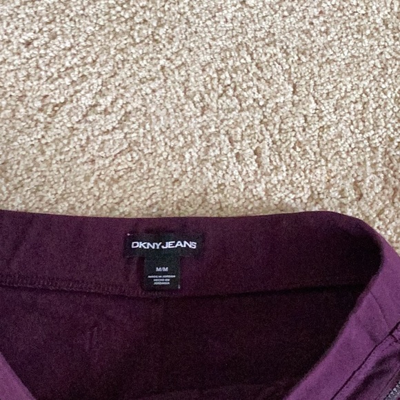 Like new DKNY pull on jeans size M - Picture 7 of 12